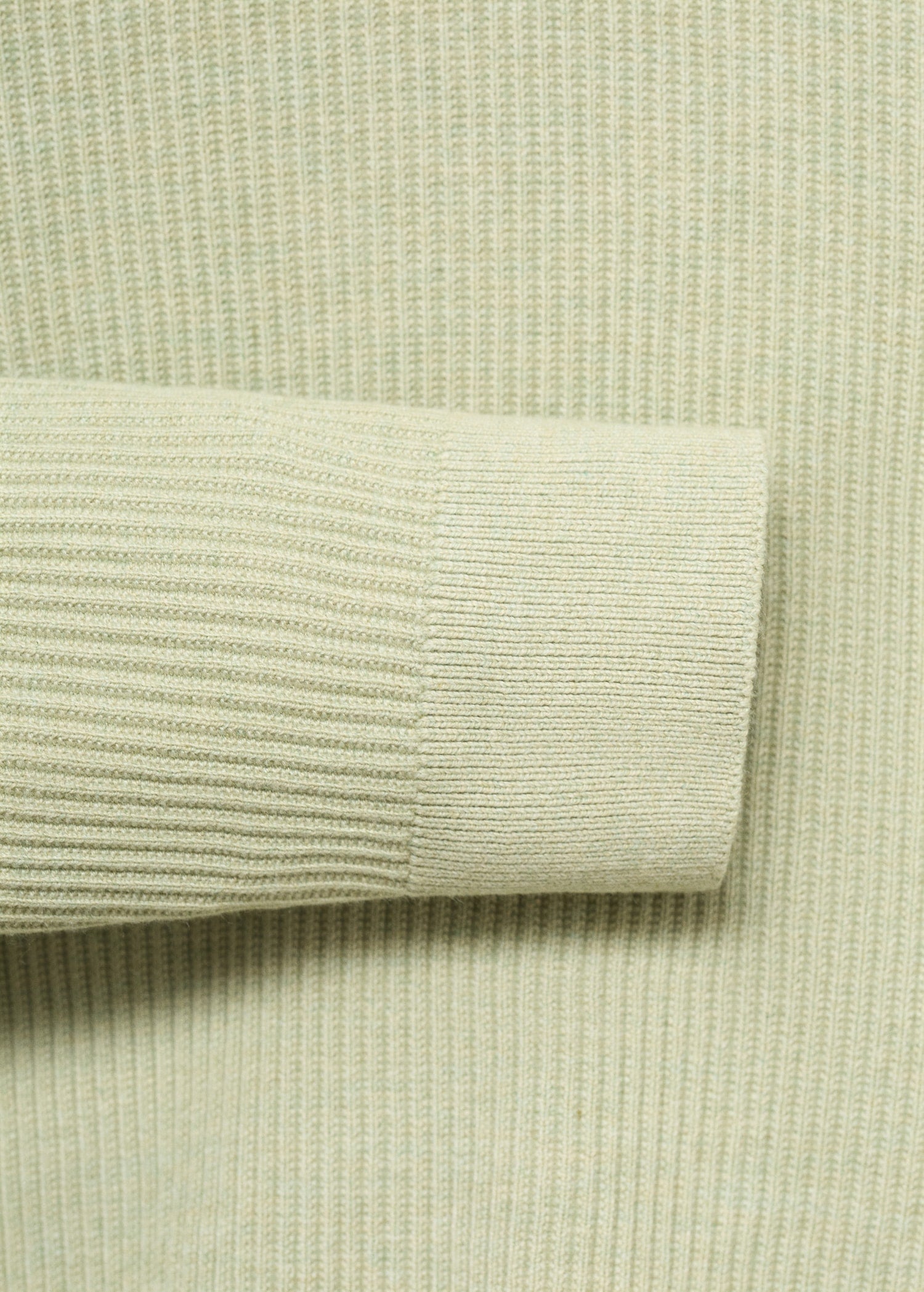 Mango sweater antigua in Apple - D8