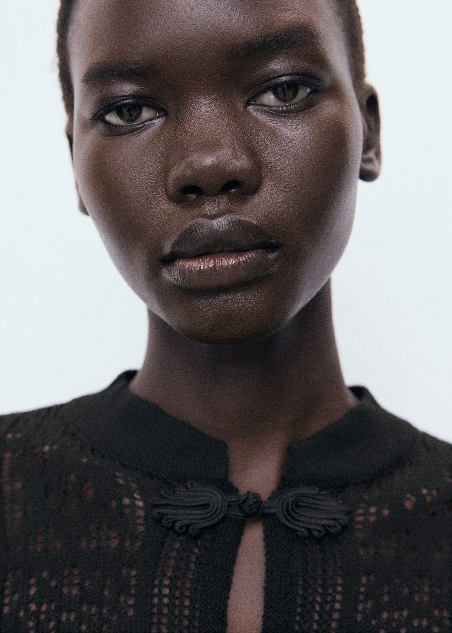 Mango product 17062898-99 - D6