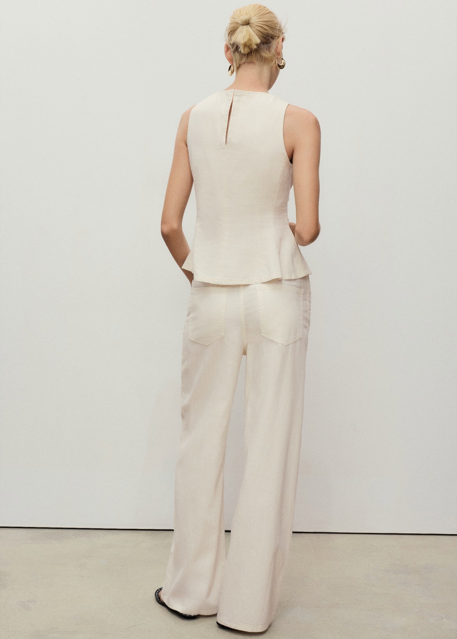 Mango product 17062900-05 - R