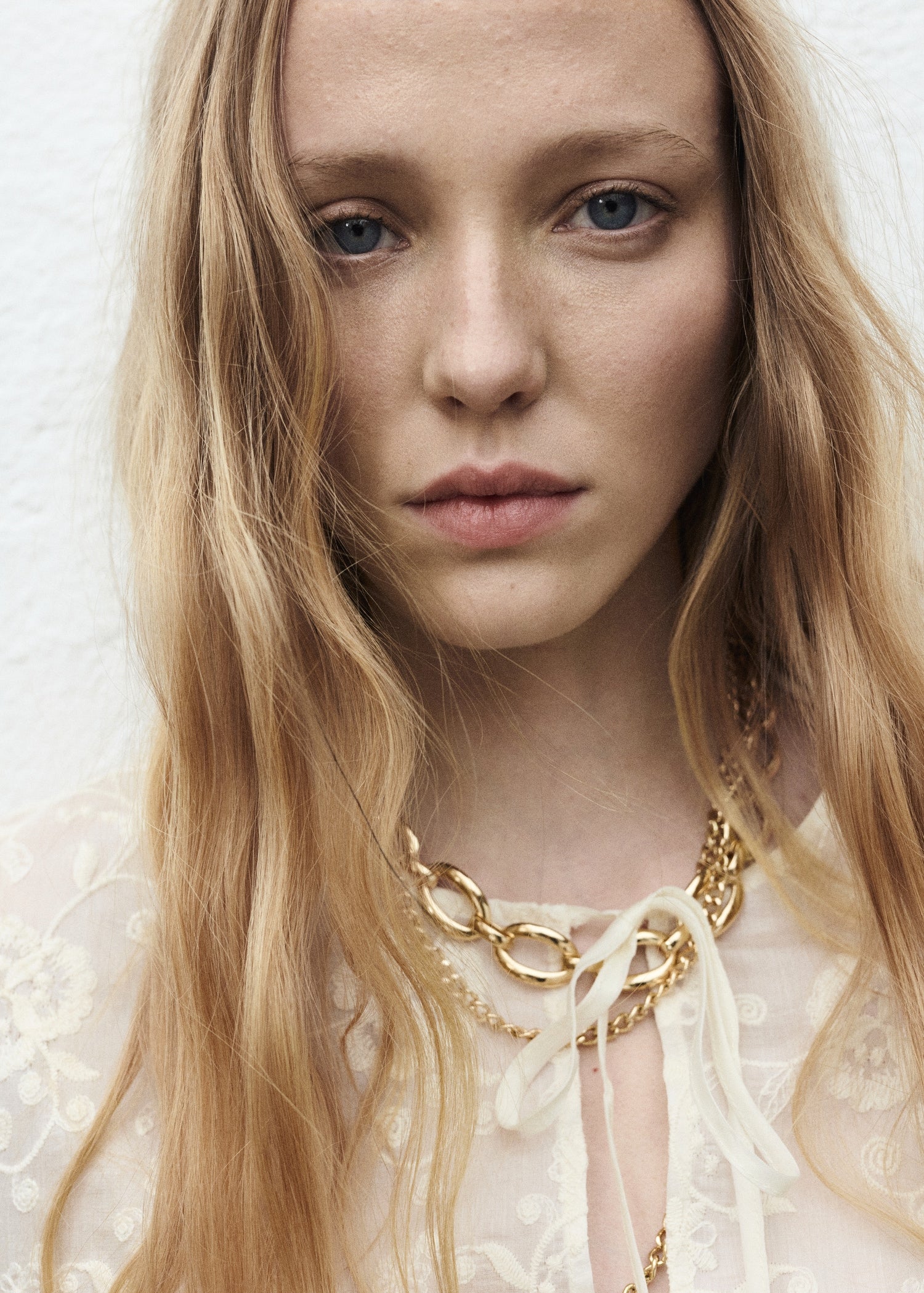 Mango product 17064130-05 - D1