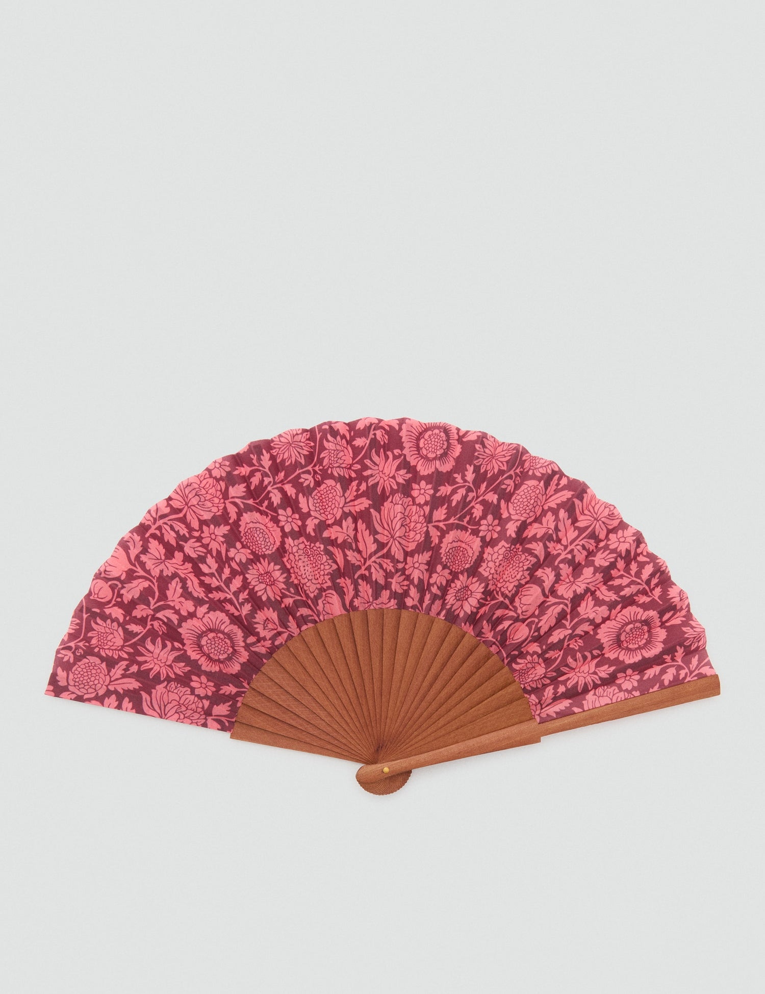 Mango fan stefanp in Burgundy