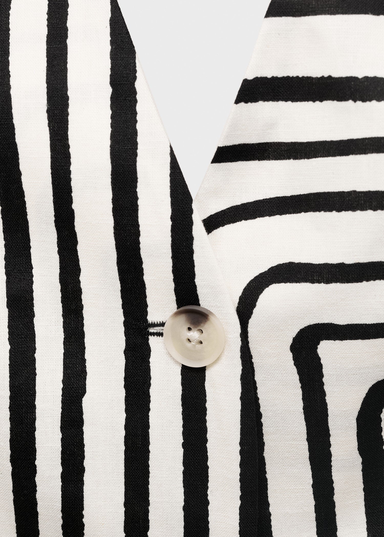 Mango product 17071150-05 - D8