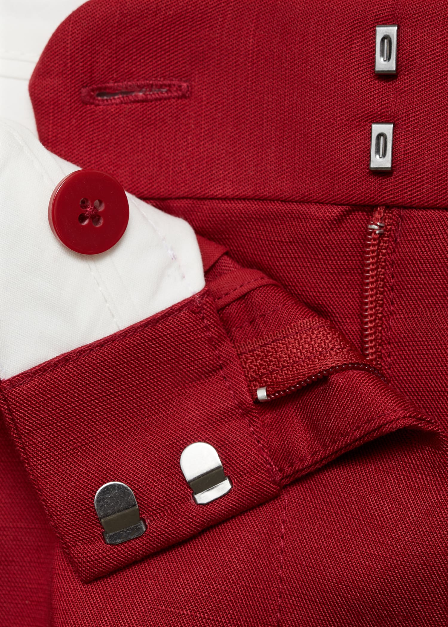 Mango bermudas max in Garnet - D8