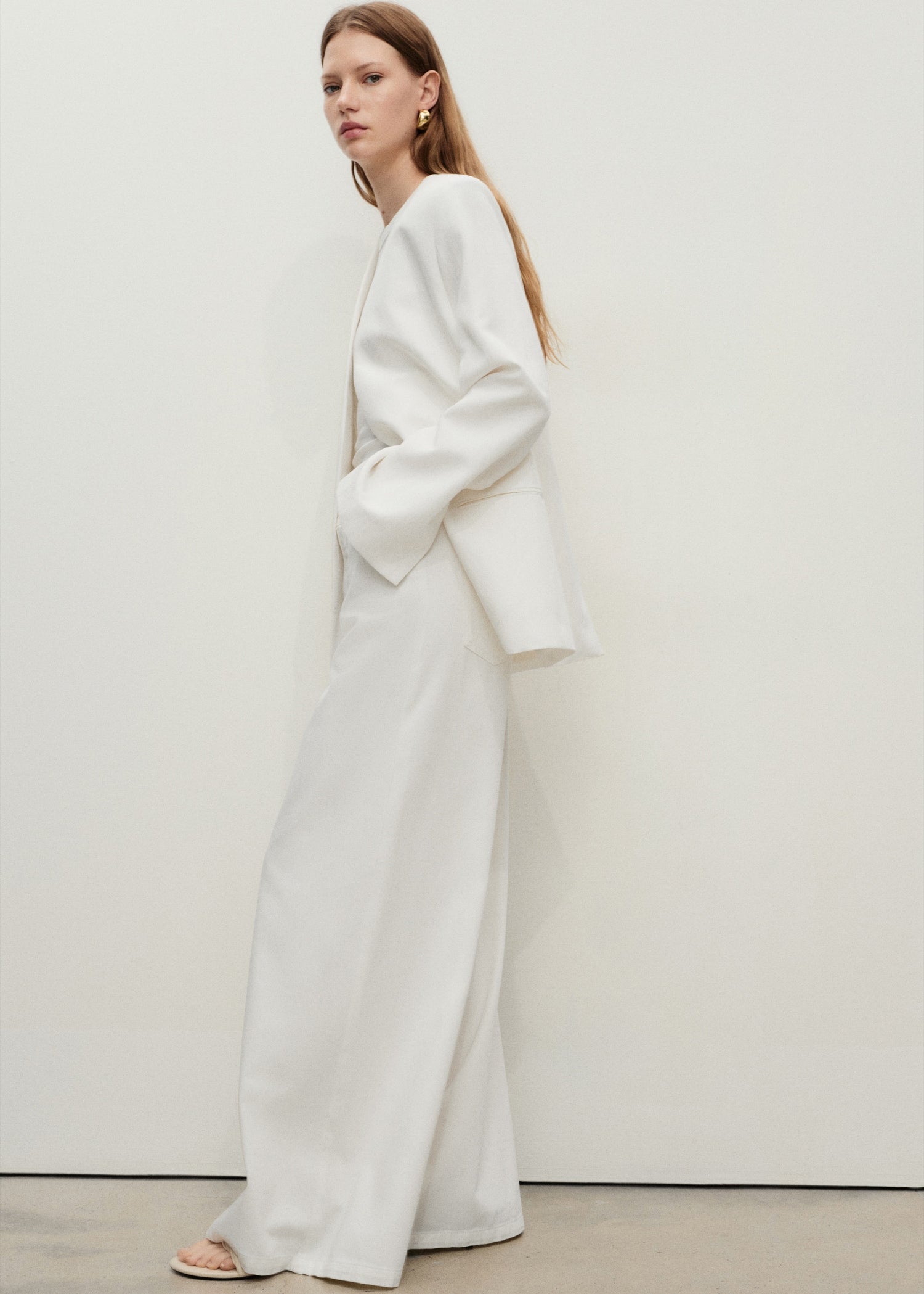 Mango product 17071270-01 - D4