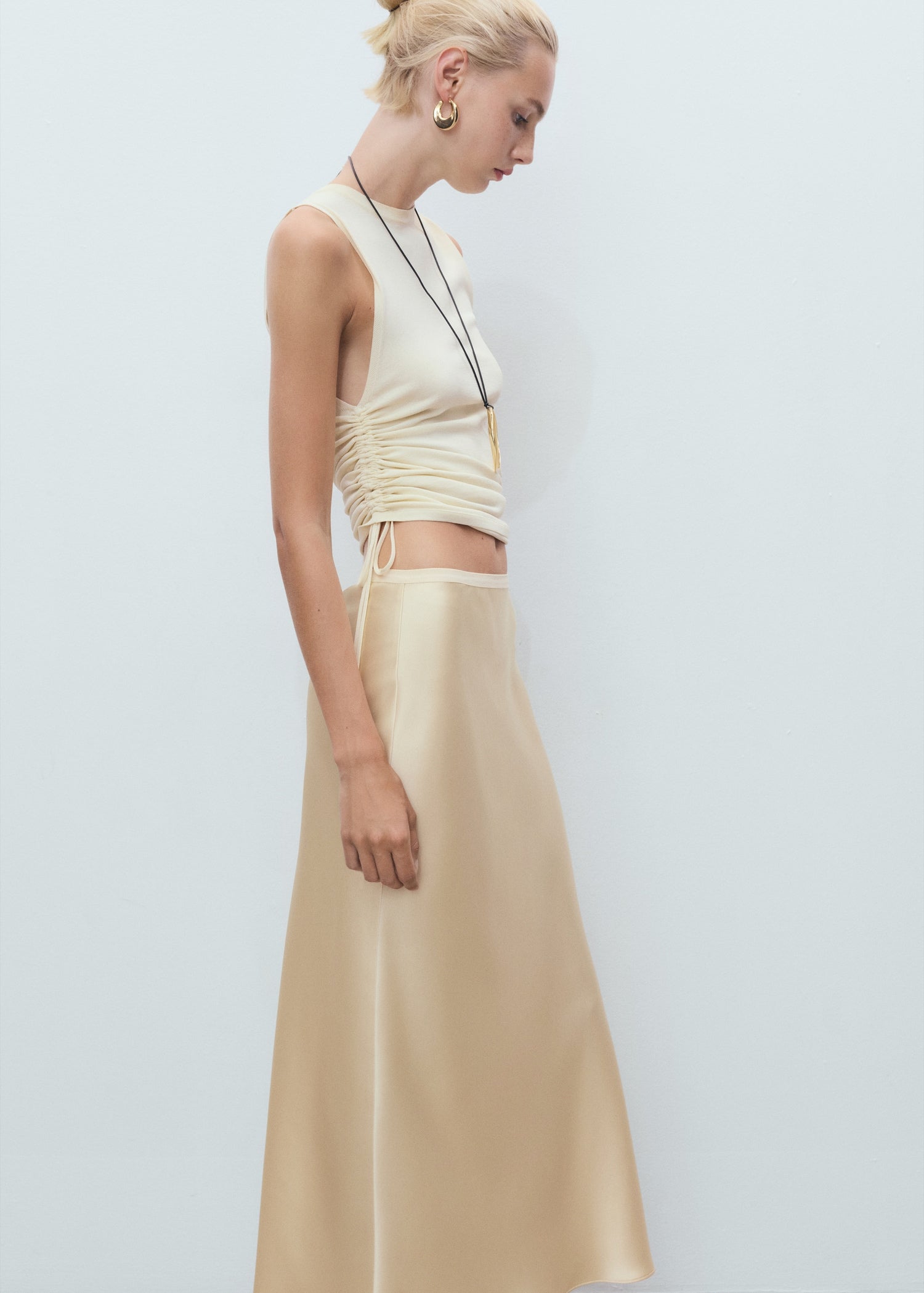 Mango product 17072928-11 - D1