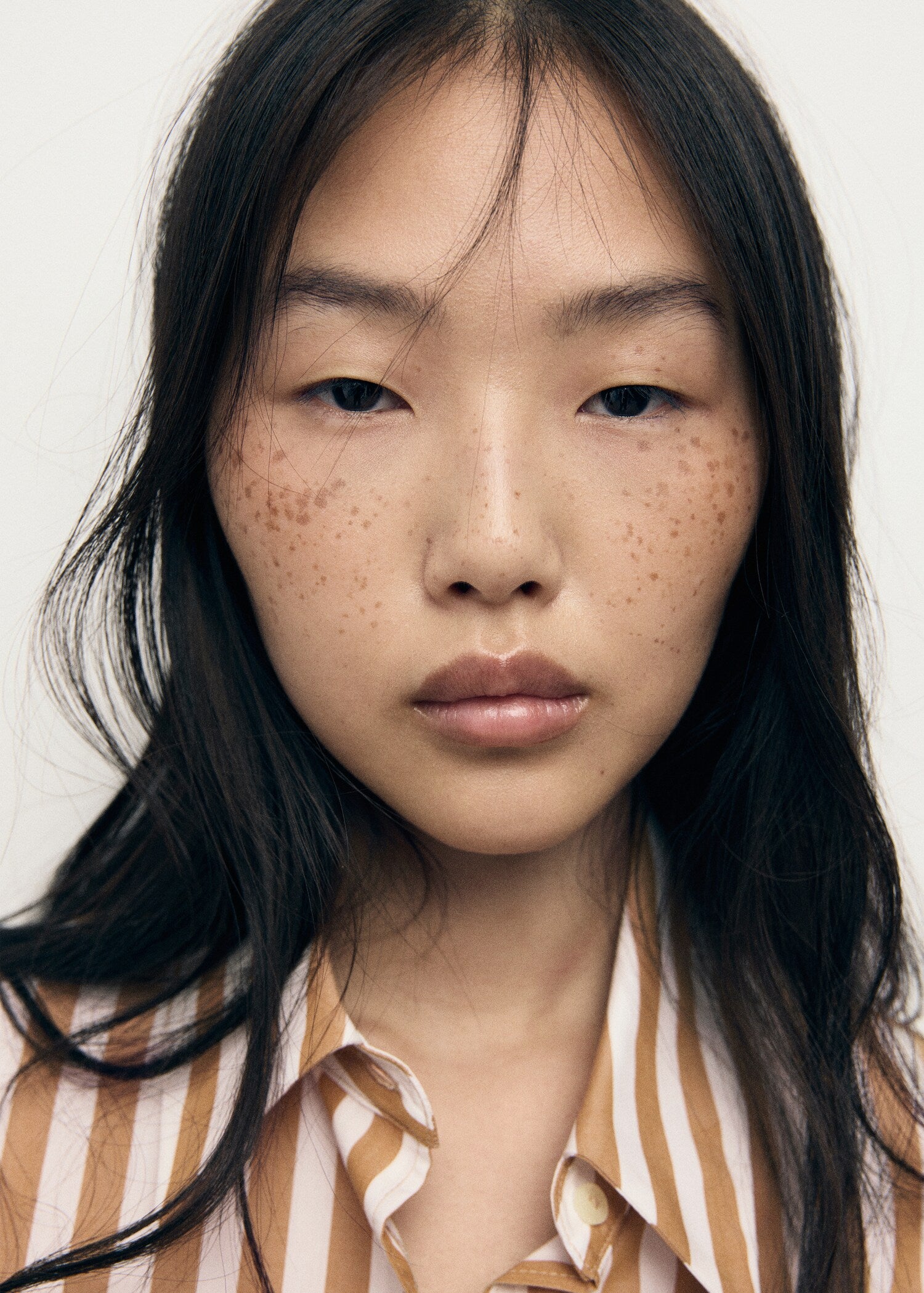 Mango product 17074084-02 - D1