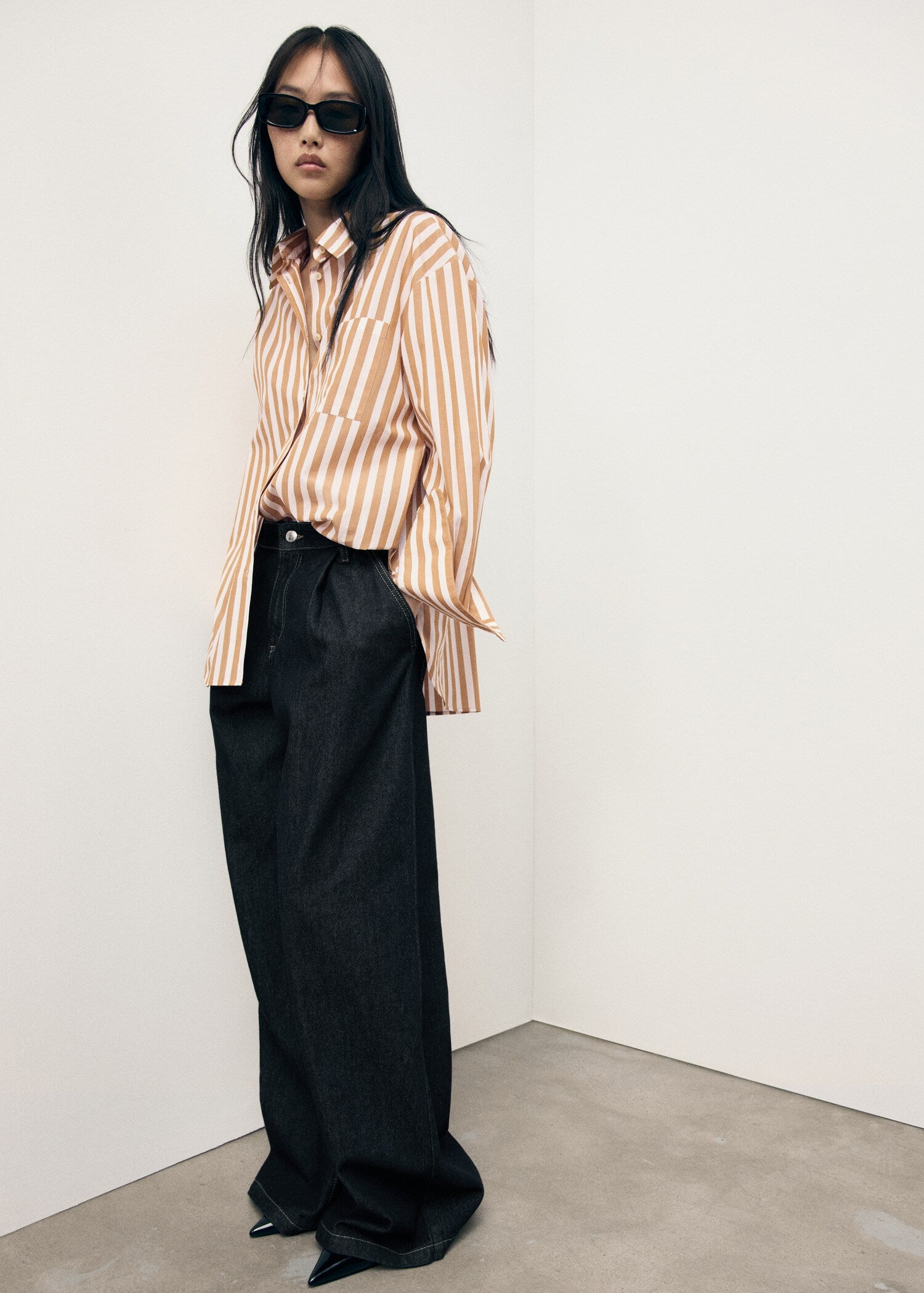 Mango product 17074084-02 - D6