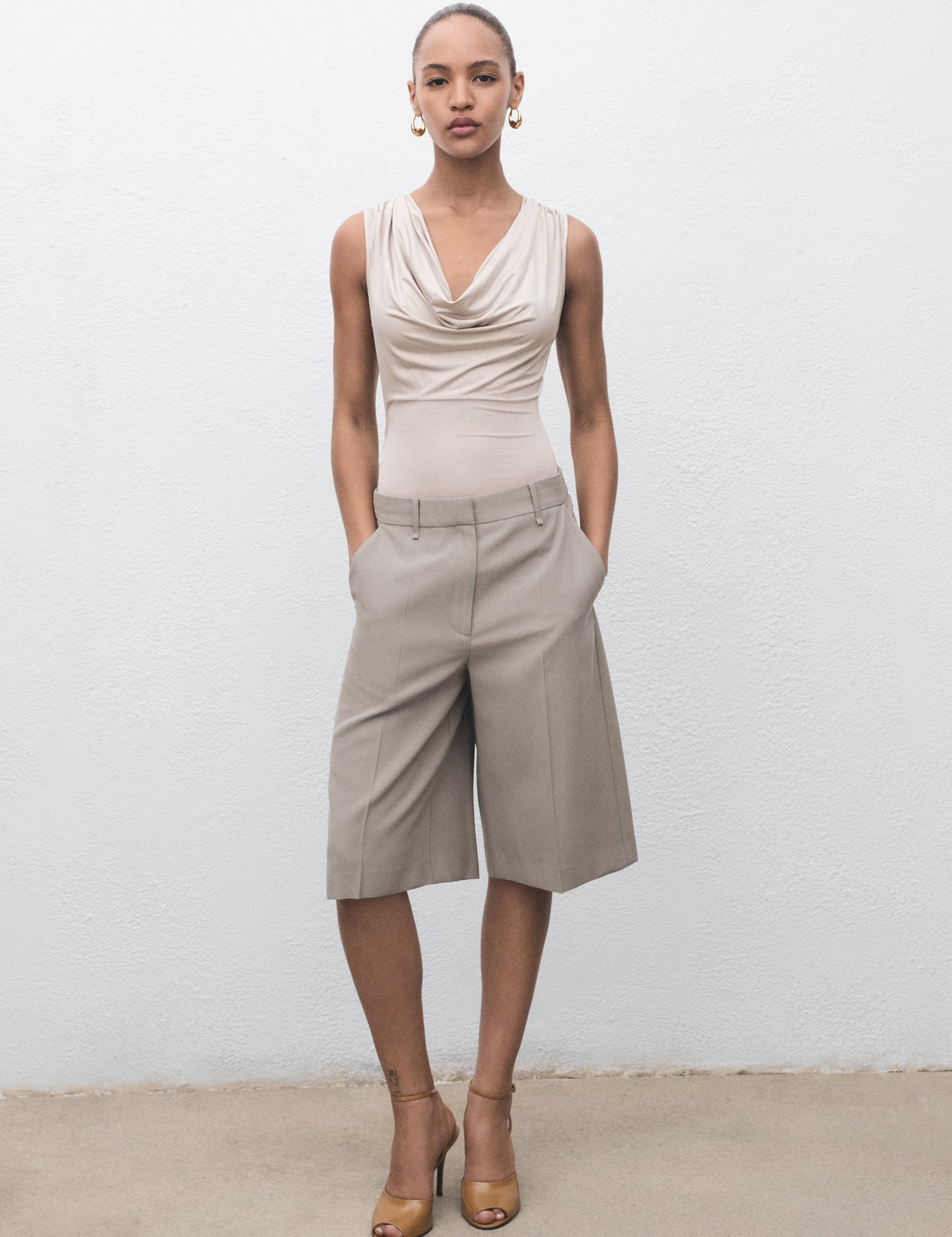 Mango product 17074091-06 - 99999999_01