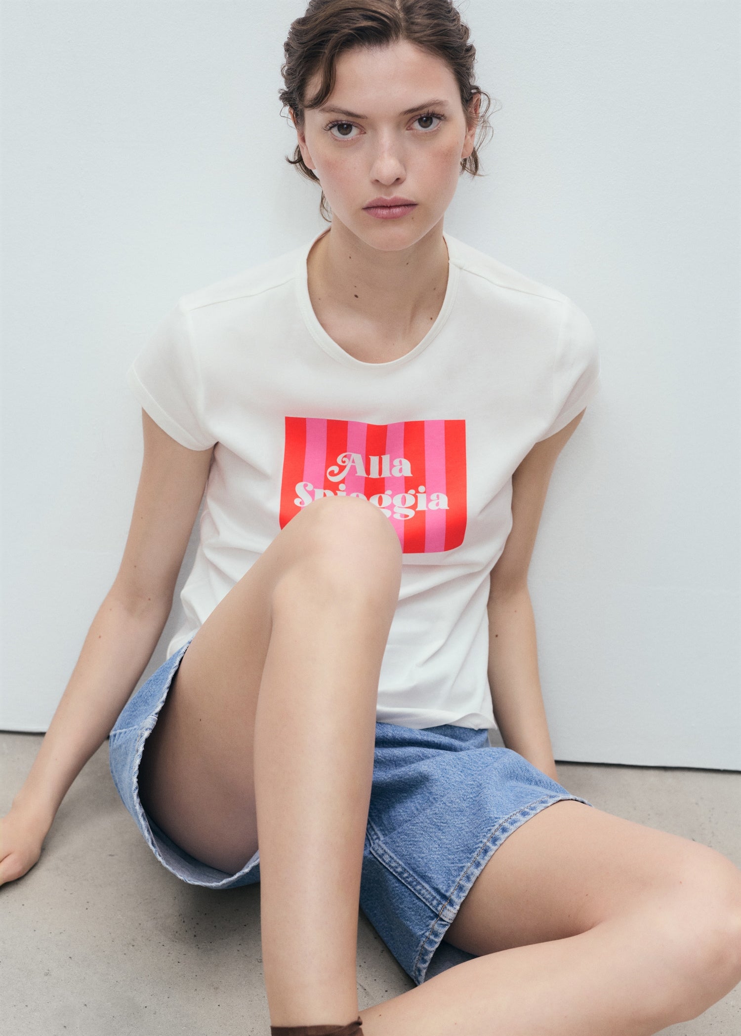 Mango t-shirt illustra in Red - D2