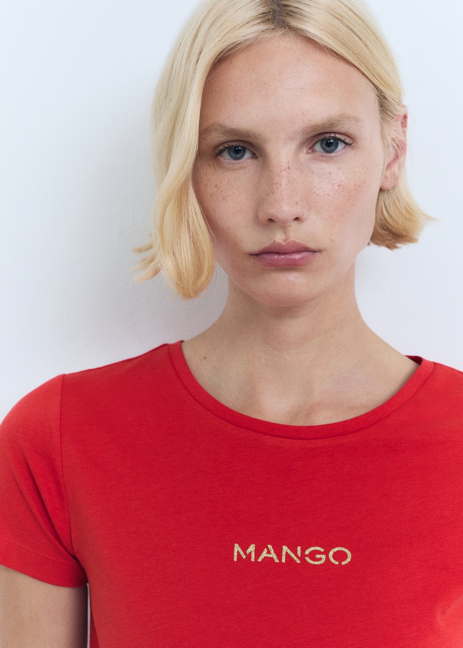 Mango t-shirt mangolog in Red - D1