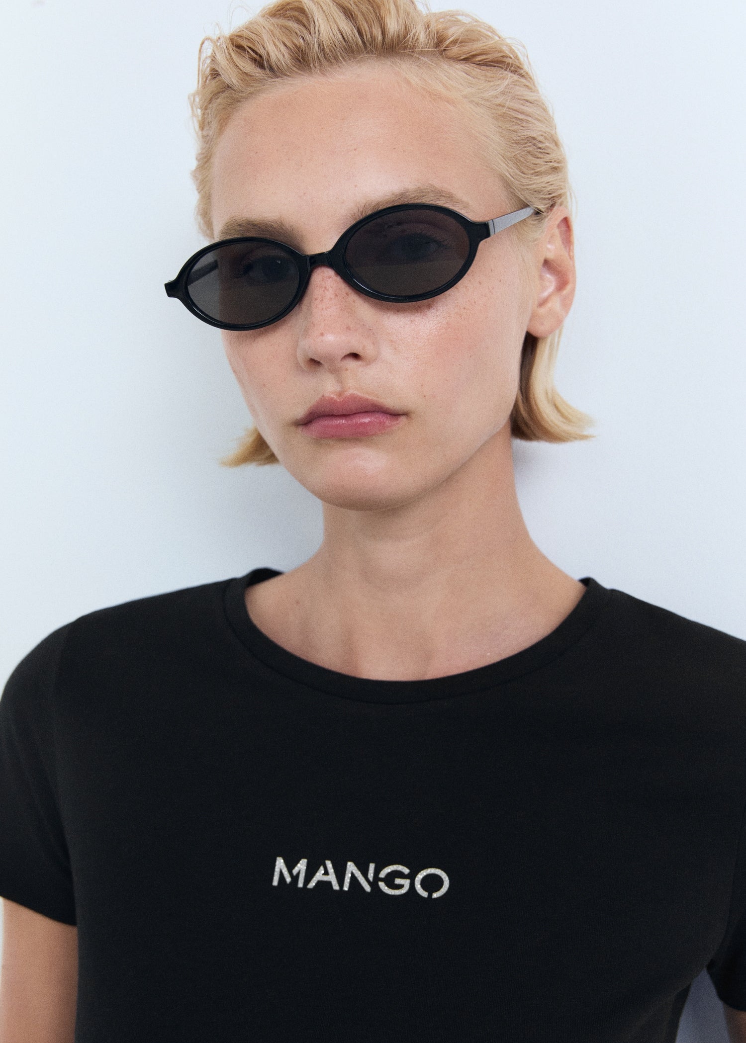Mango t-shirt mangolog in Black