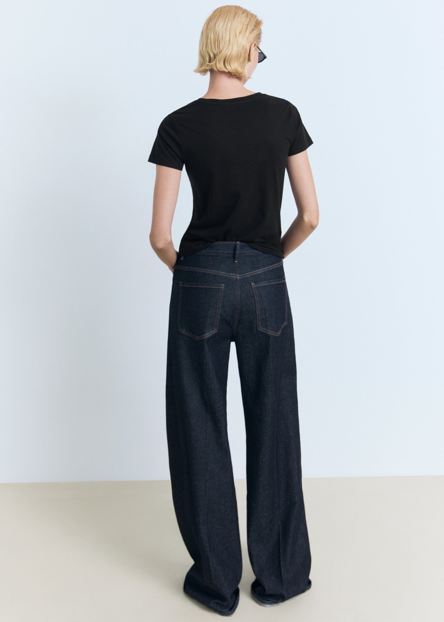 Mango t-shirt mangolog in Black - R