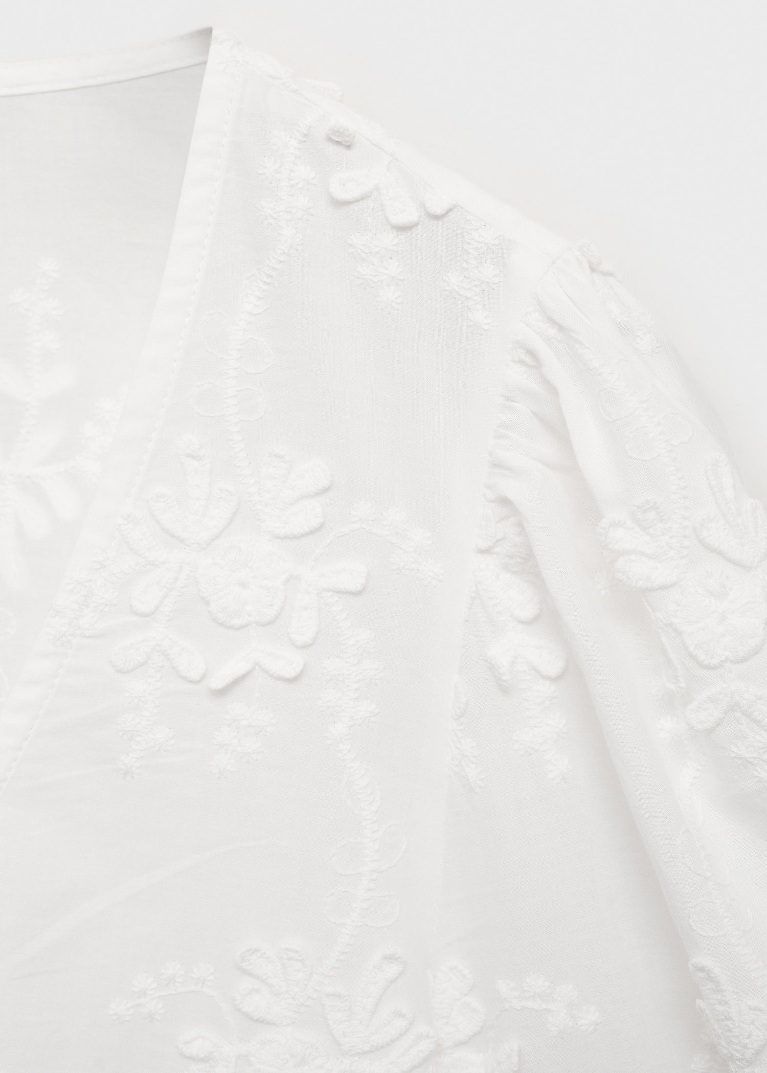 Mango product 17081285-02 - D8