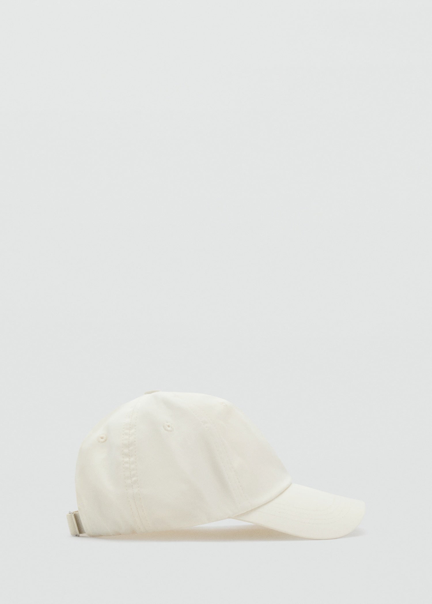 Mango cap basic in White - B