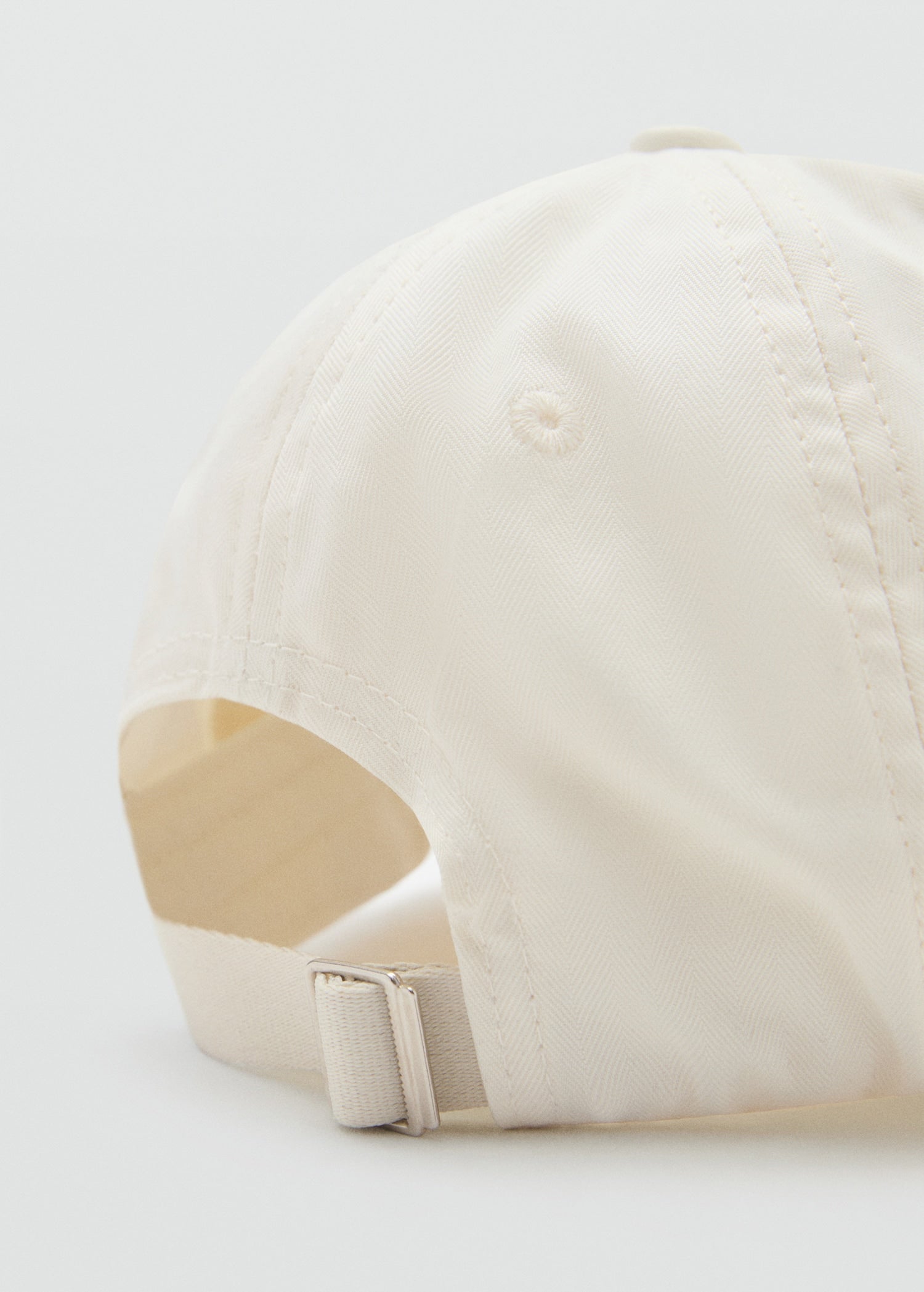 Mango cap basic in White - D1