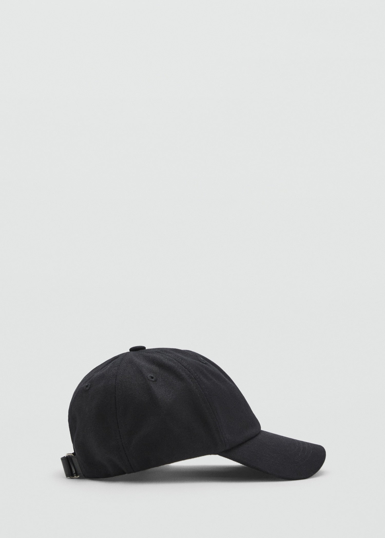 Mango cap basic in Navy - B