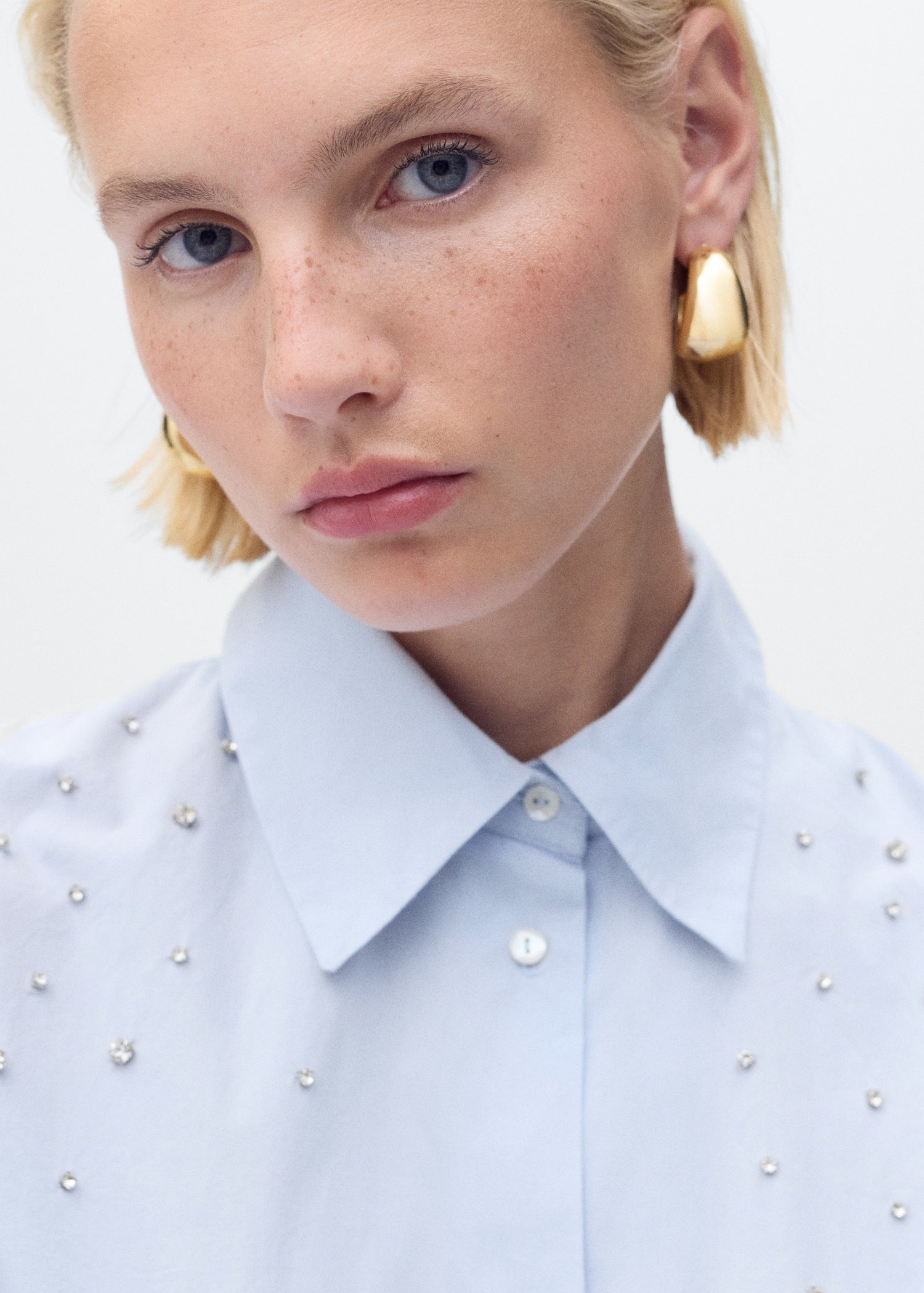 Mango product 17084100-52 - D1