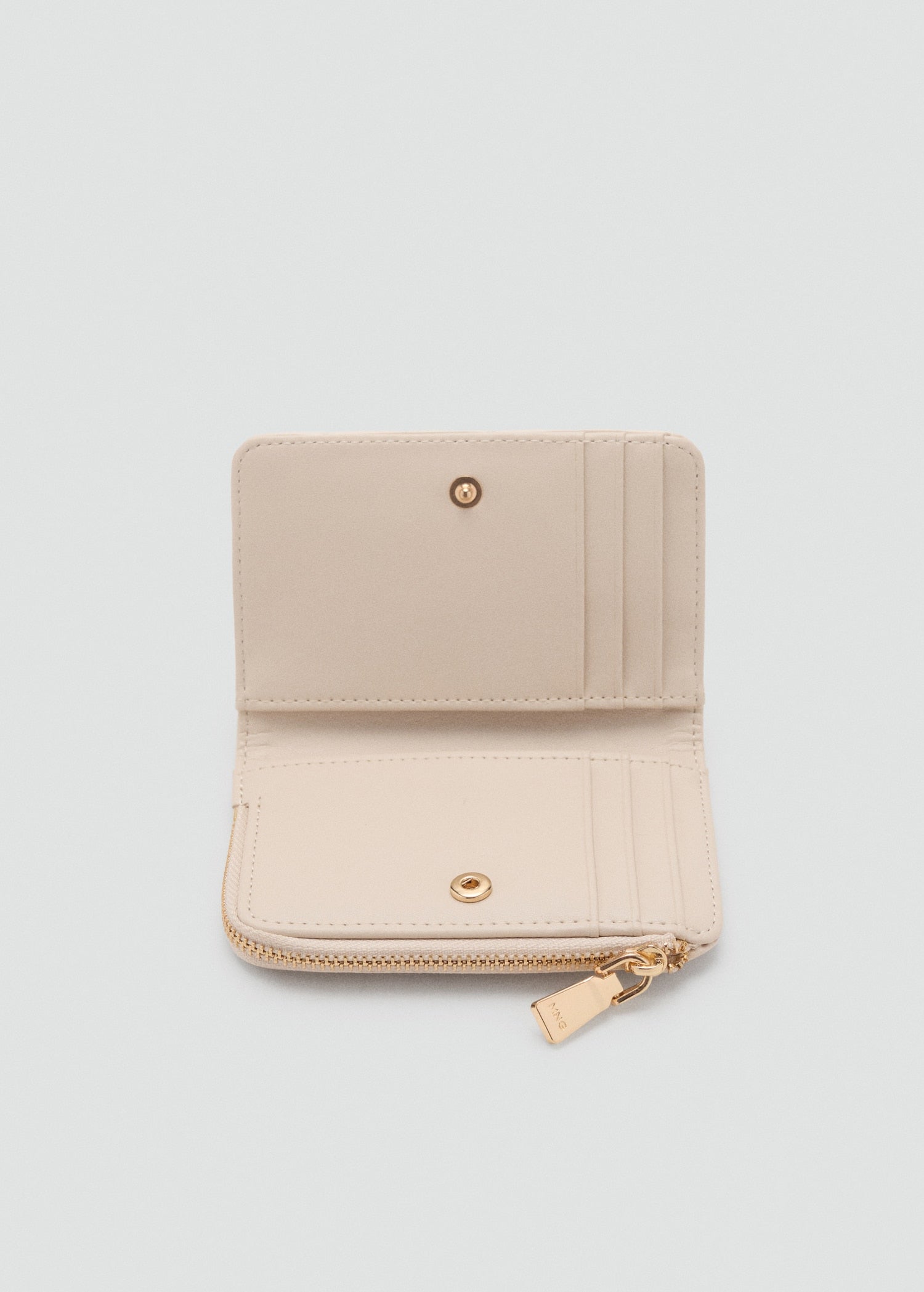 Mango product 17084124-02 - D1