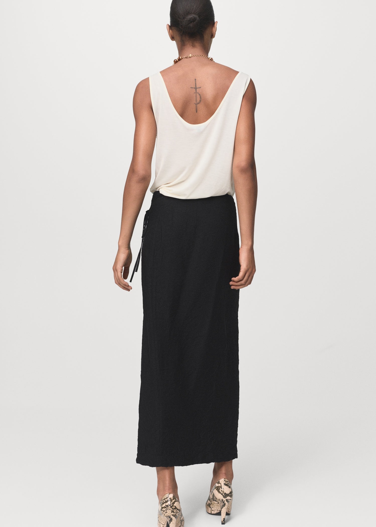 Mango product 17084421-99 - R