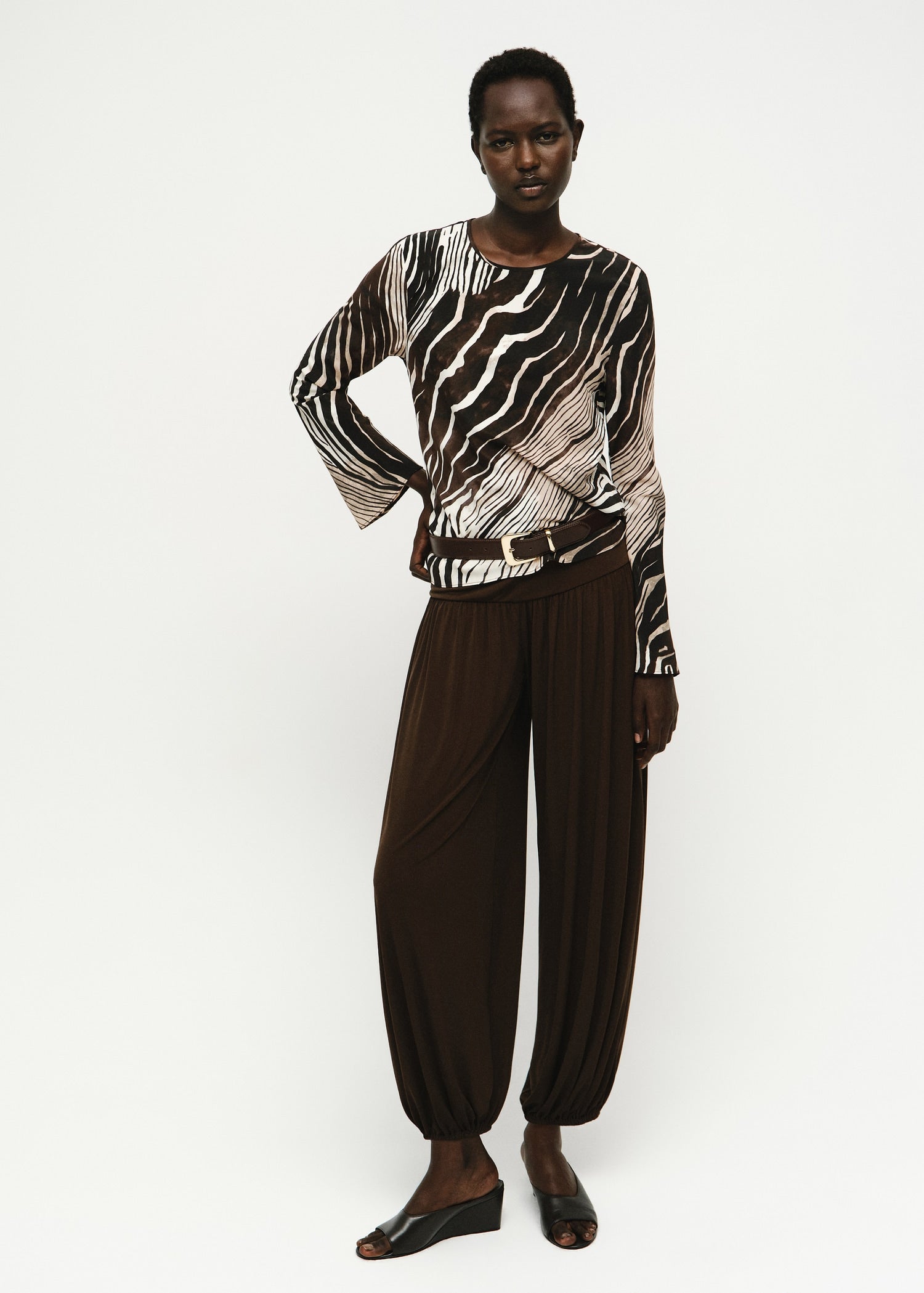 Mango product 17084786-99 - 99999999_01