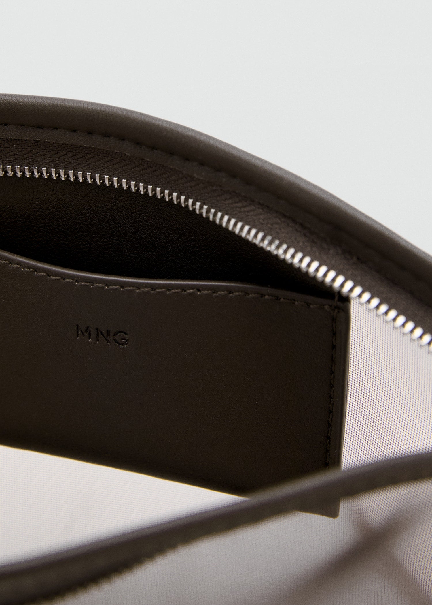 Mango cosmetic bag dalsi in Chocolate - D1