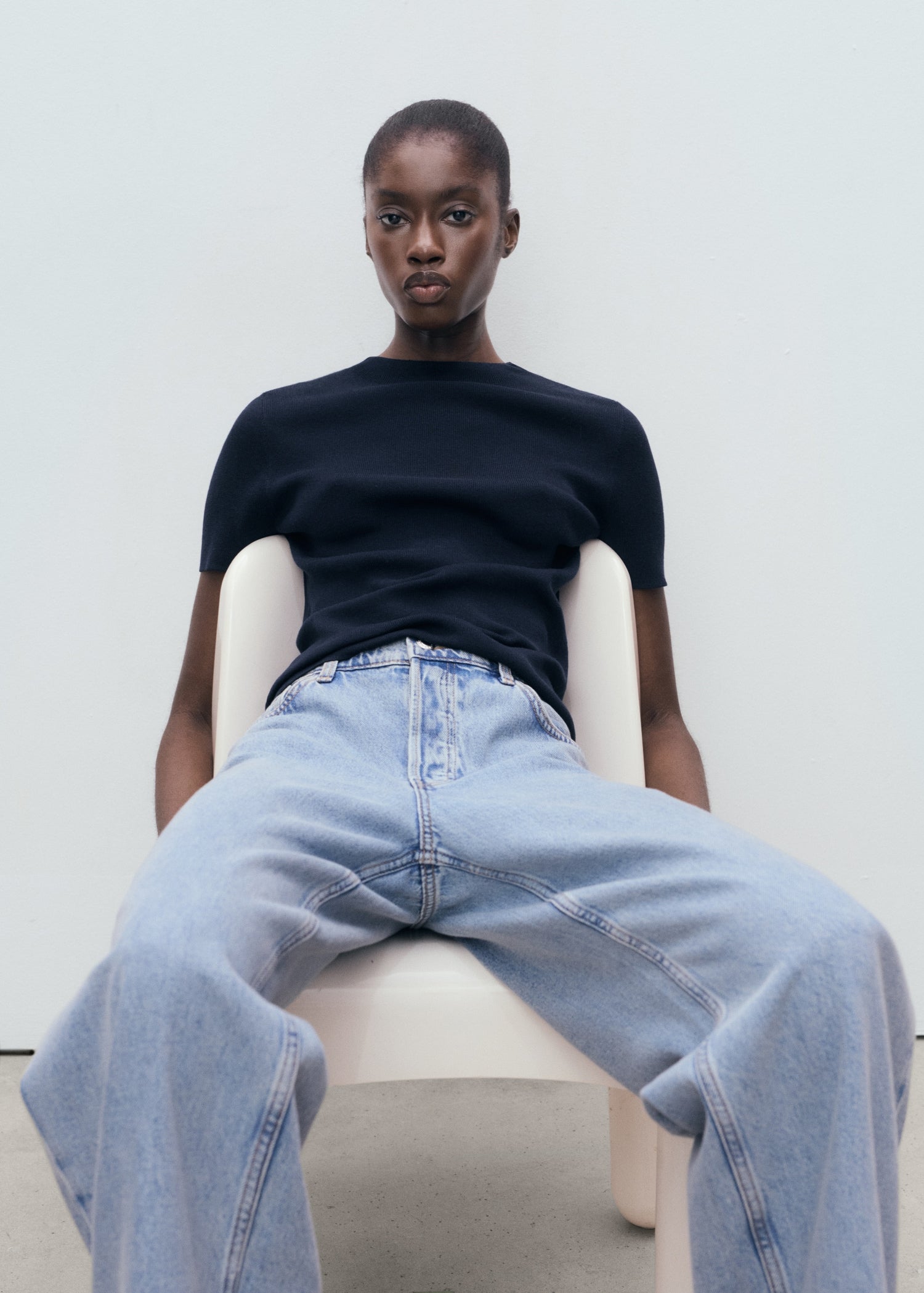 Mango sweater camel in Navy - D2