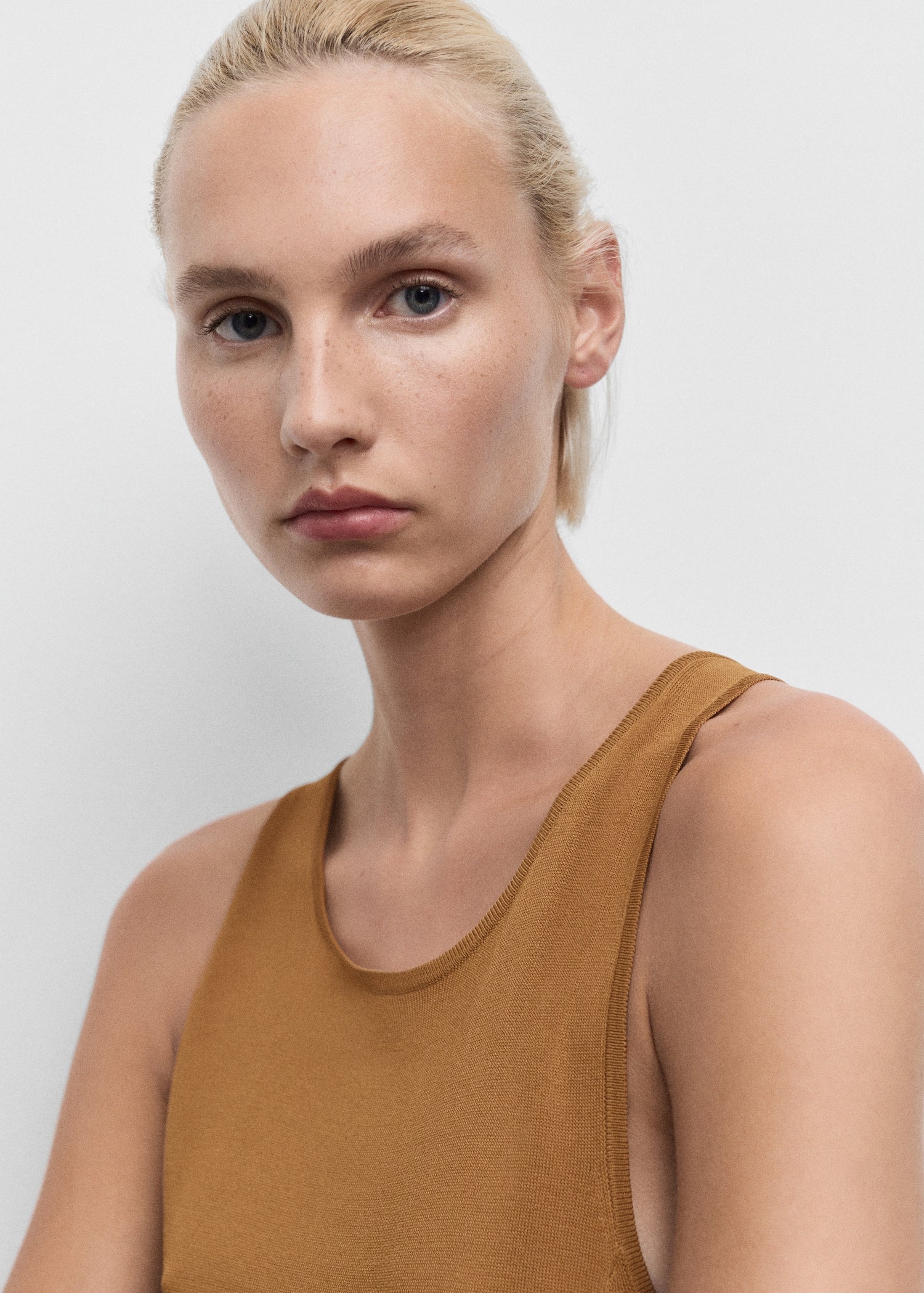 Mango product 17094082-31 - D1