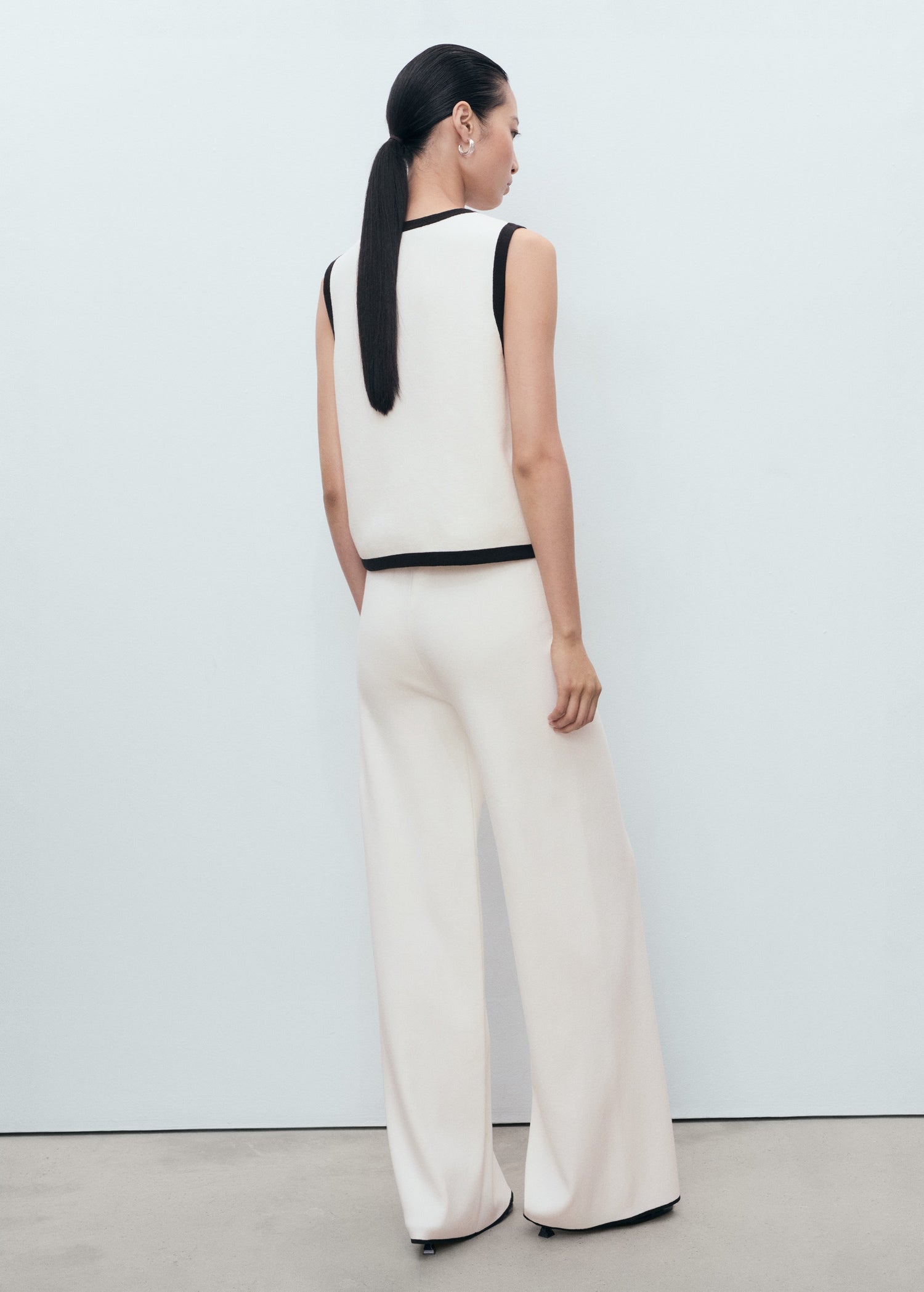 Mango product 17094775-05 - R