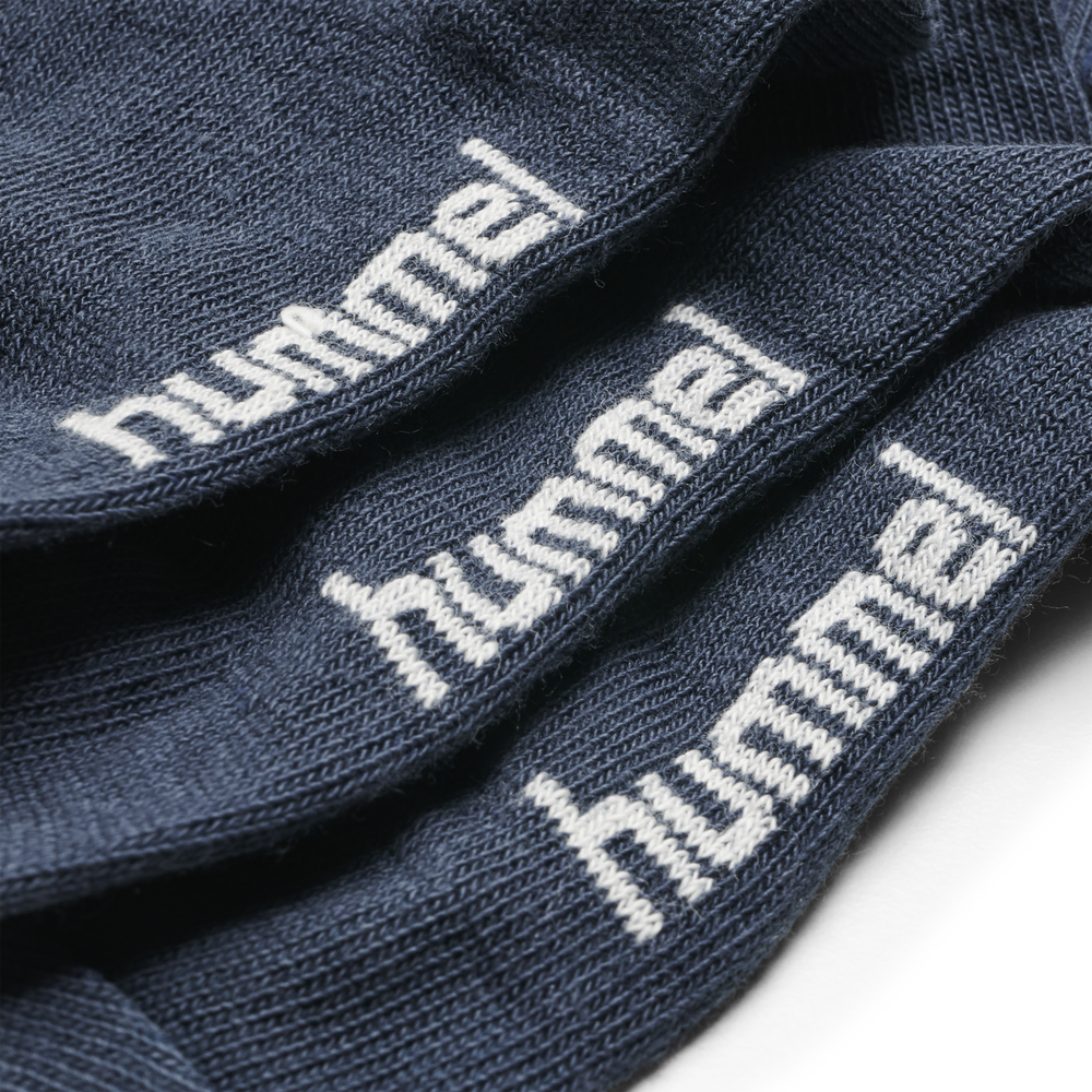 Hummel sora 3 pack sock in blue nights - Image 2