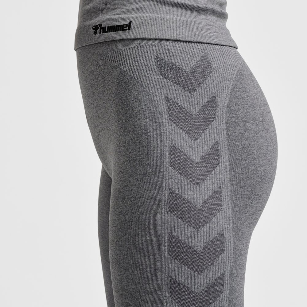 Hummel hmlCI seamless mid waist tights in grey melange - Image 4
