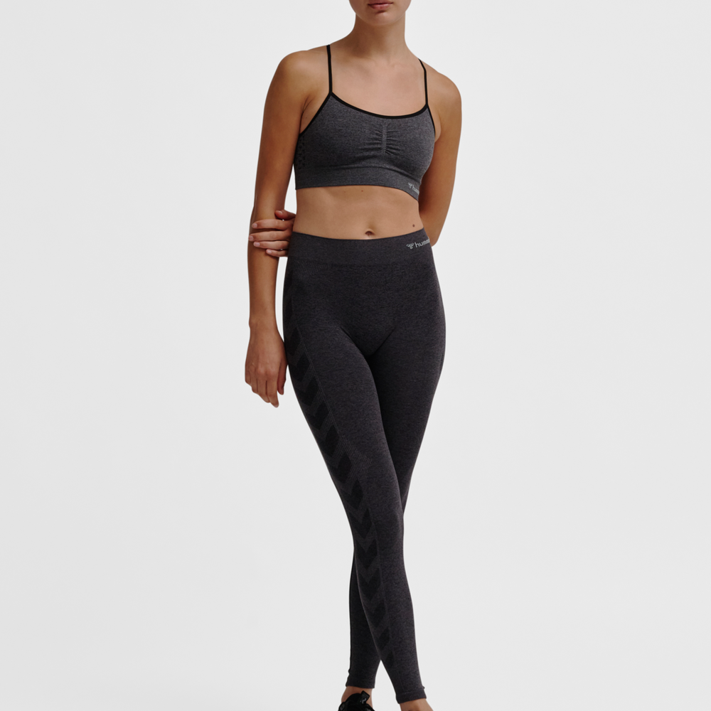 Hummel hmlCI seamless mid waist tights in black melange - Image 3