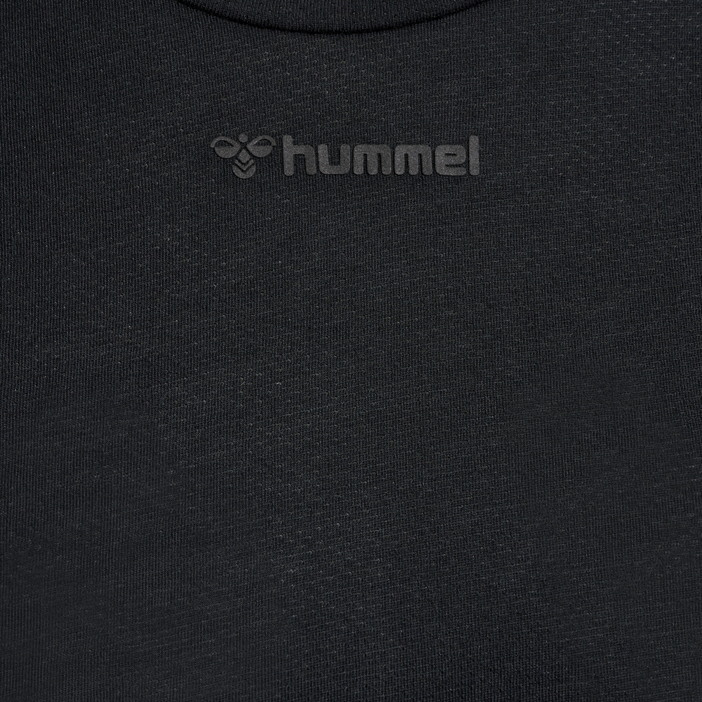 Hummel hmlMT vanja t shirt in black - Image 8