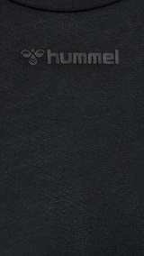 Hummel hmlMT vanja t shirt in black - Image 8
