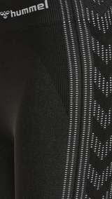 Hummel hmlSHAPING seamless mw tights in black - Image 8