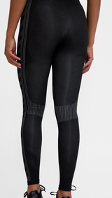 Hummel hmlSHAPING seamless mw tights in black - Image 2