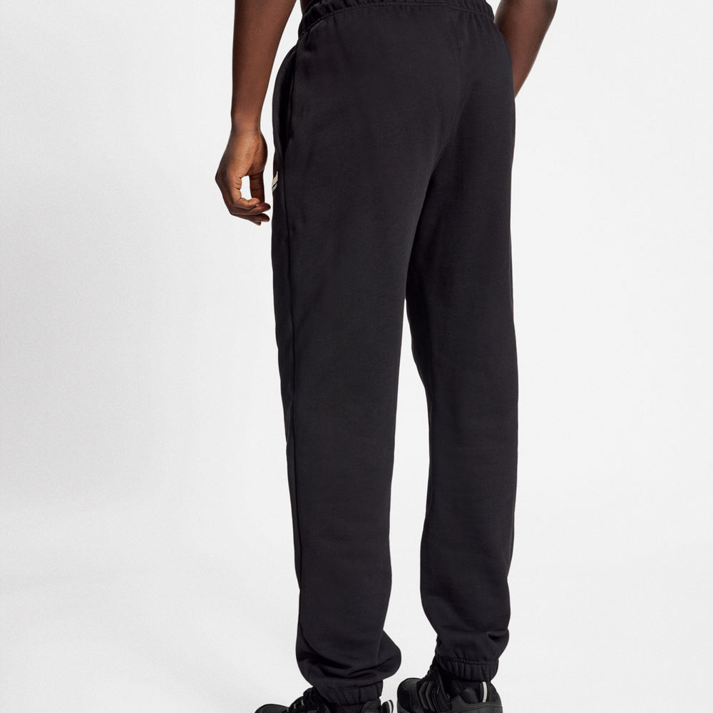 Hummel hmlLGC nate sweatpants in black - Image 4