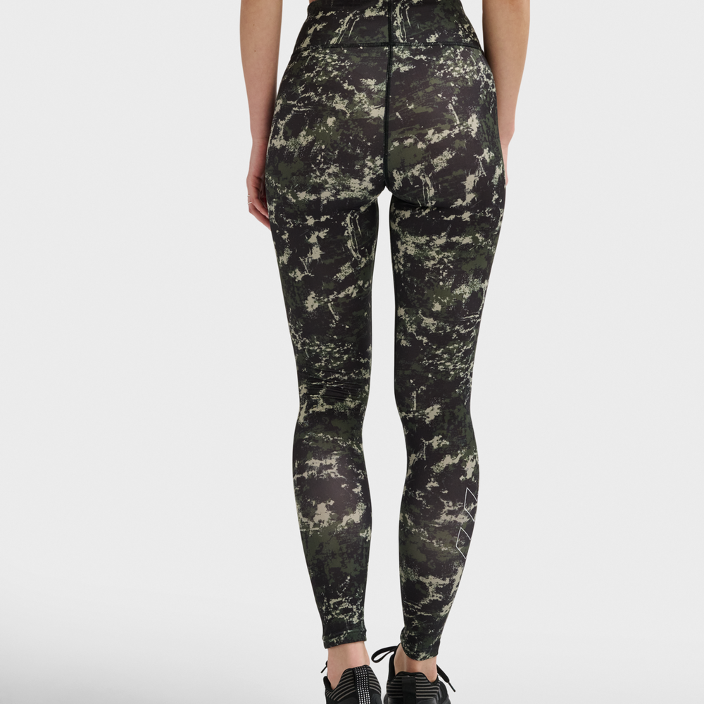 Hummel hmlTE twist aop mid waist tights in climbing ivy - Image 2