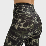 Hummel hmlTE twist aop mid waist tights in climbing ivy - Image 4