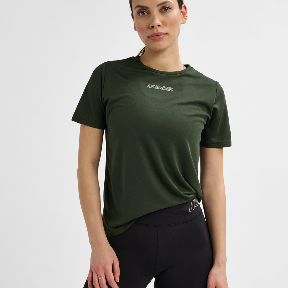 Hummel hmlTE tola t shirt in climbing ivy - Image 1