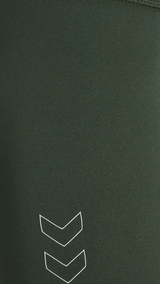 Hummel hmlTE fundamental mw tight shorts in climbing ivy - Image 8