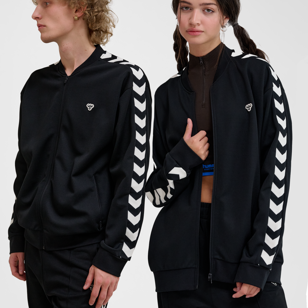 Hummel hmlARCHIVE regular poly zip jacket in black - Image 1