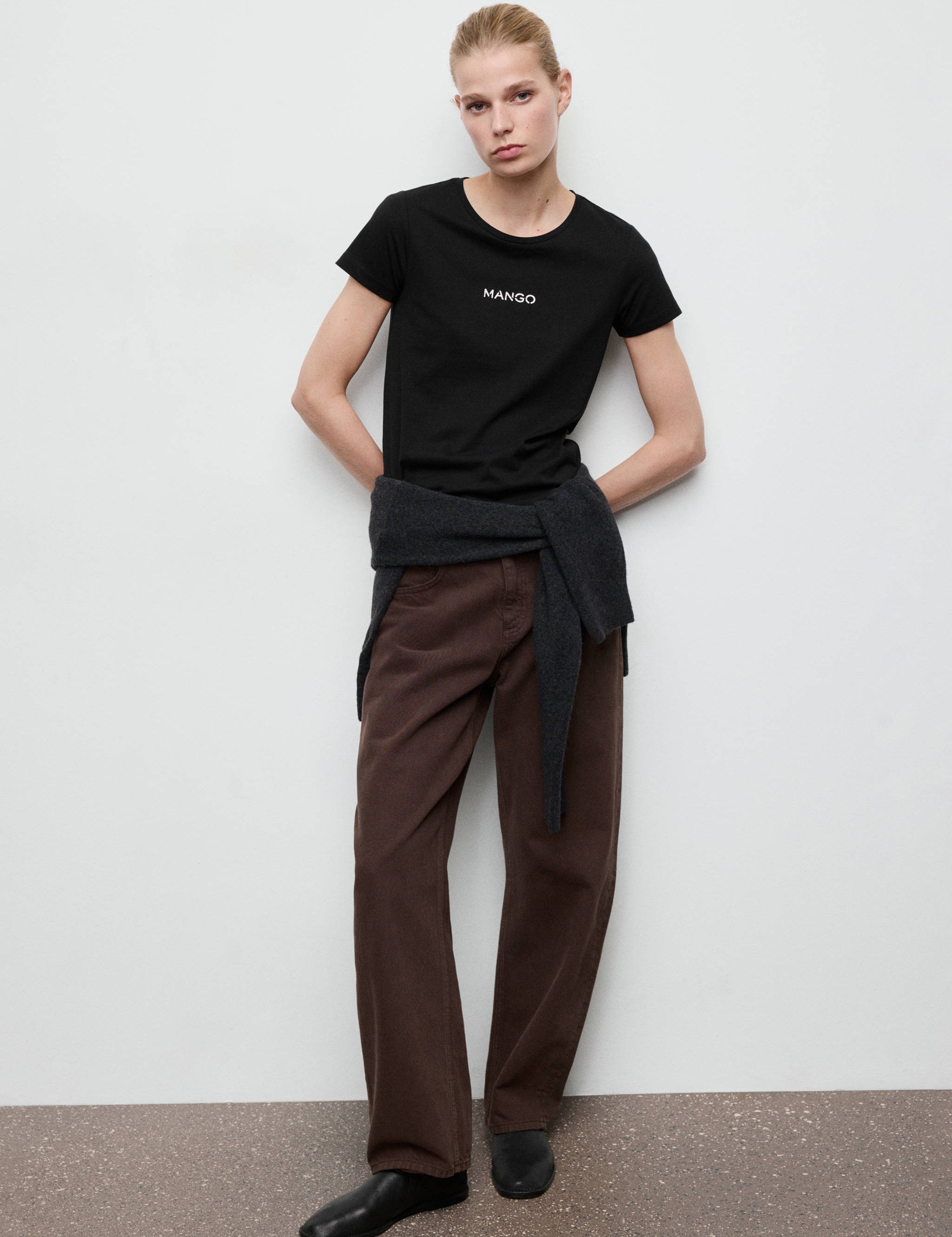 Mango t-shirt mangolog in black - 001