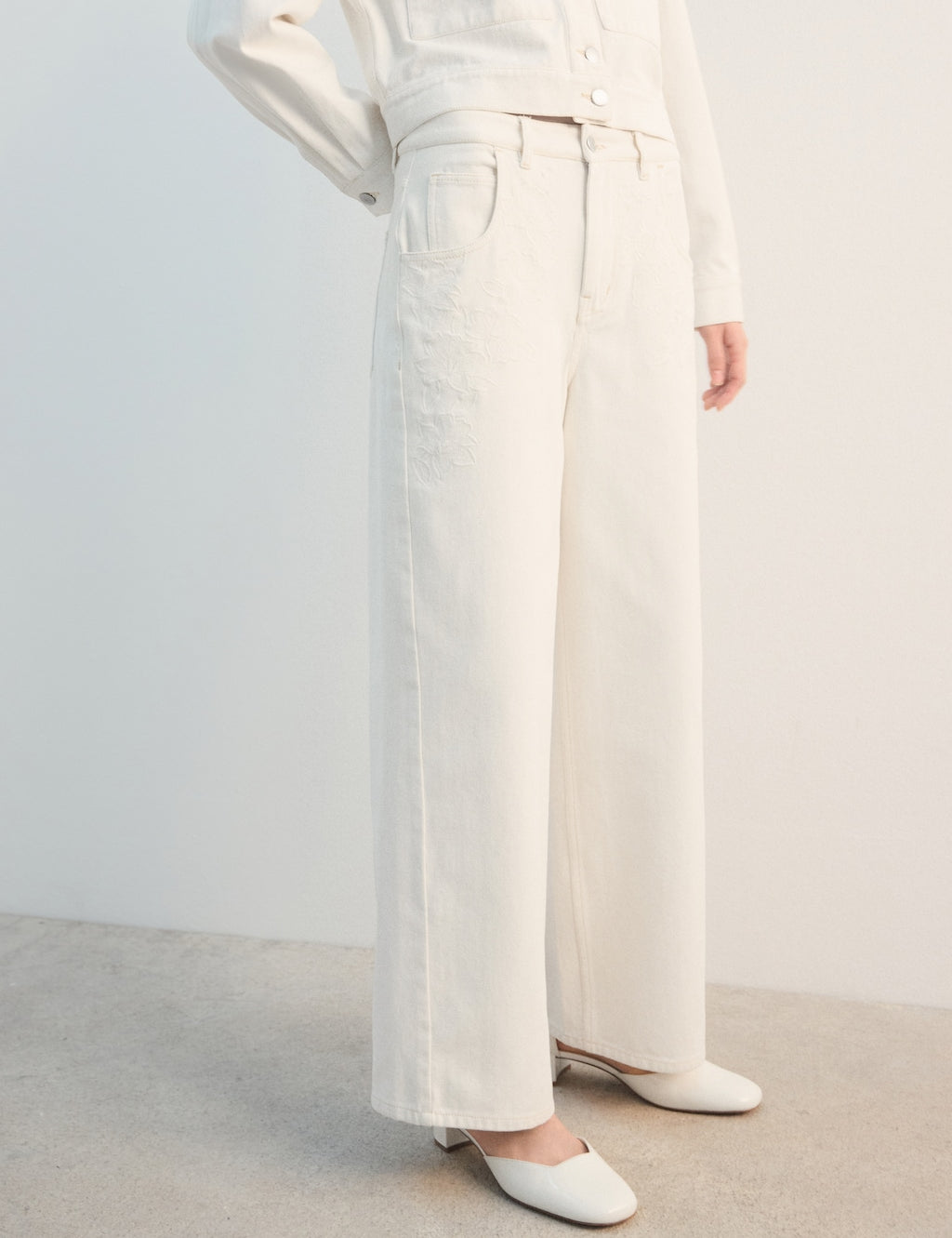 Mango jeans marine in off white - Image 1