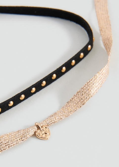 Mango necklace cheart in black