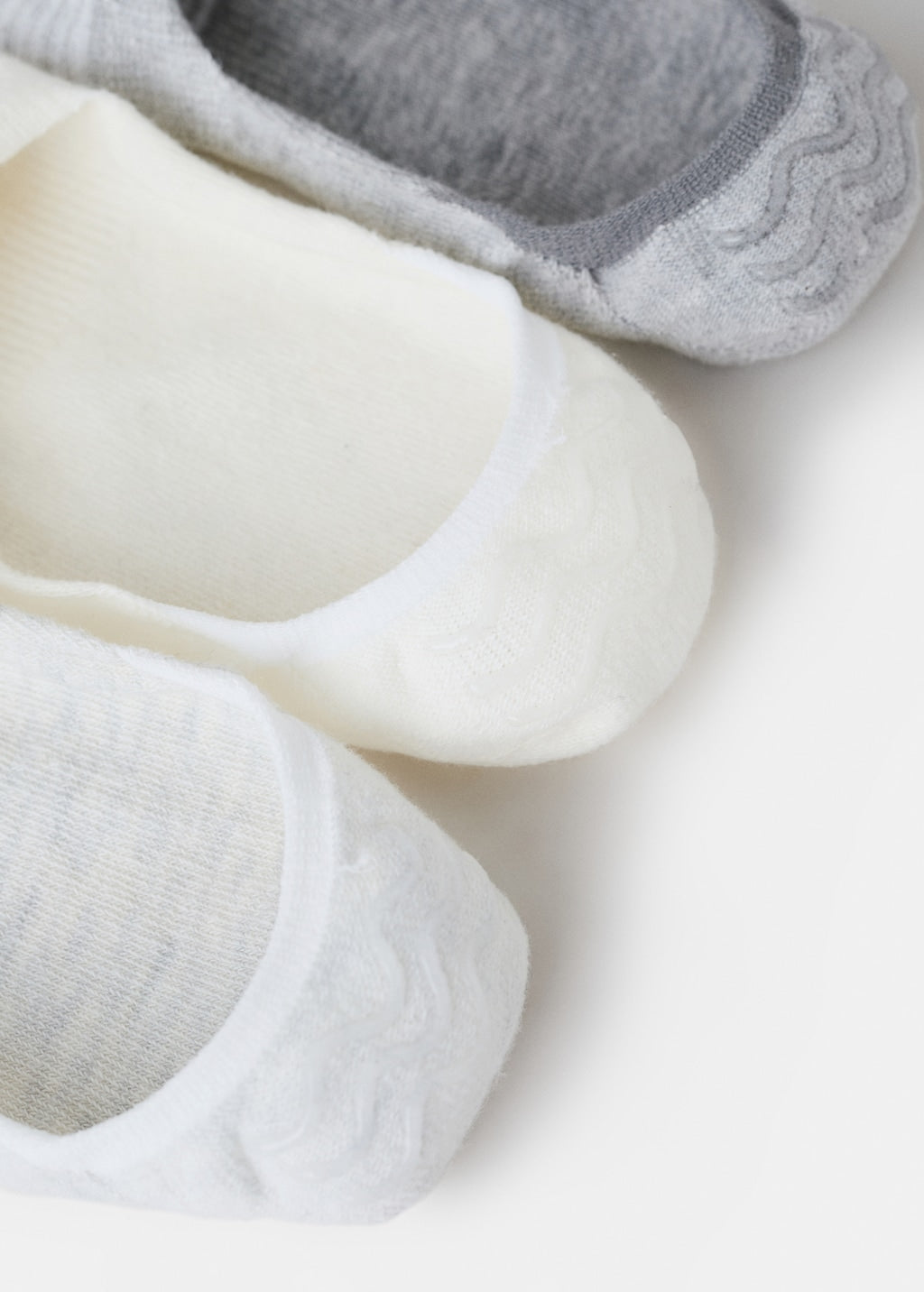 Mango socks pinky in light vigore grey - Image 2