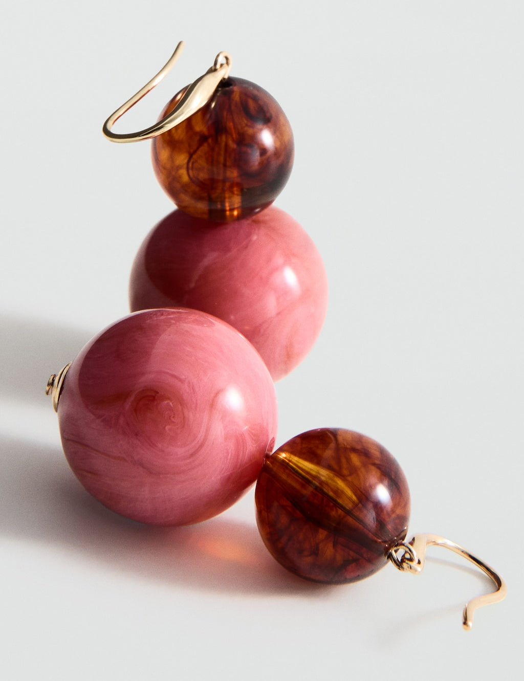Mango earrings filo in pastel pink - Image 1