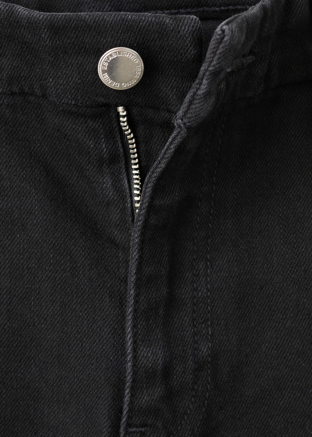 Mango jeans violeta in black denim - Image 6