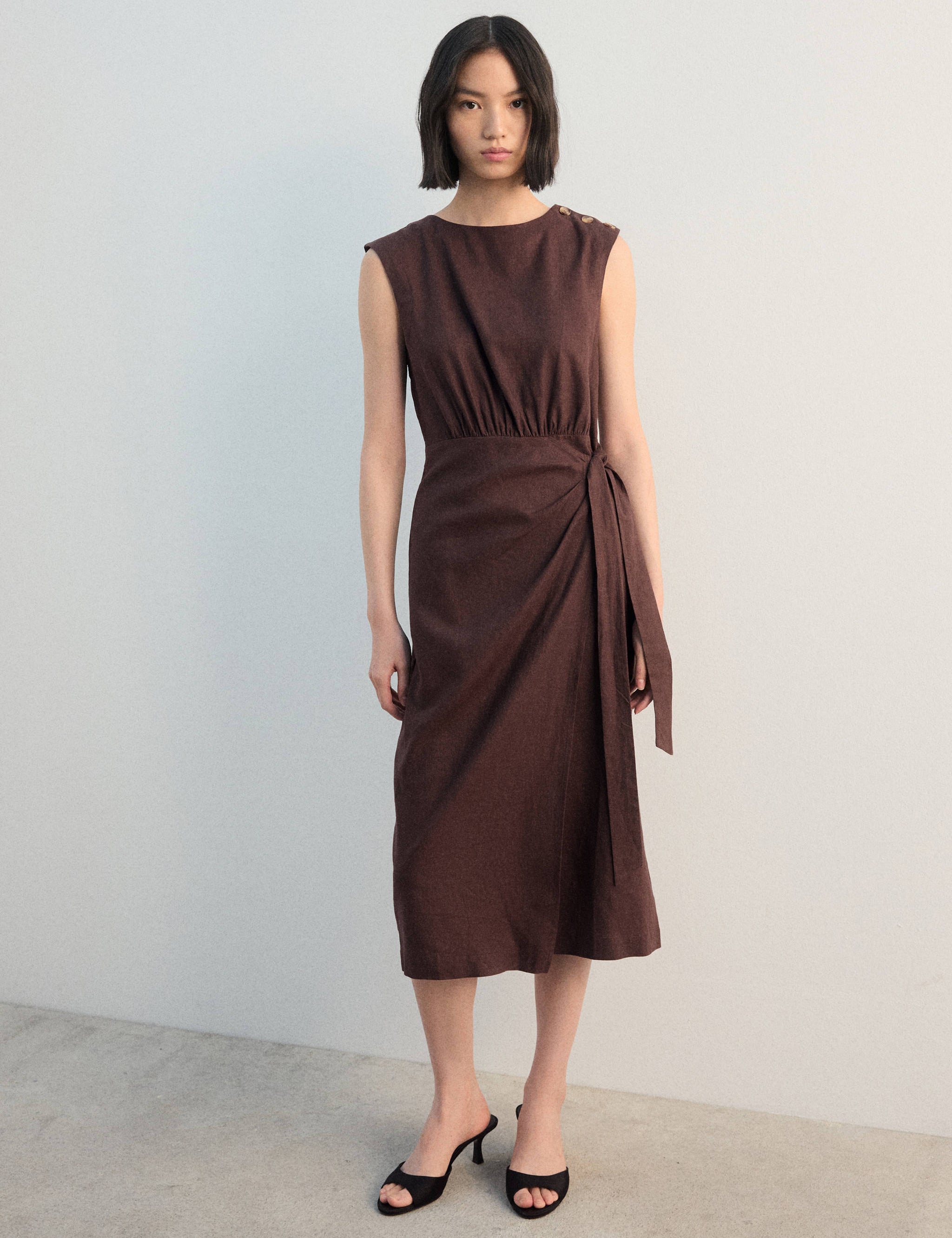 Mango dress gin in chocolate-001