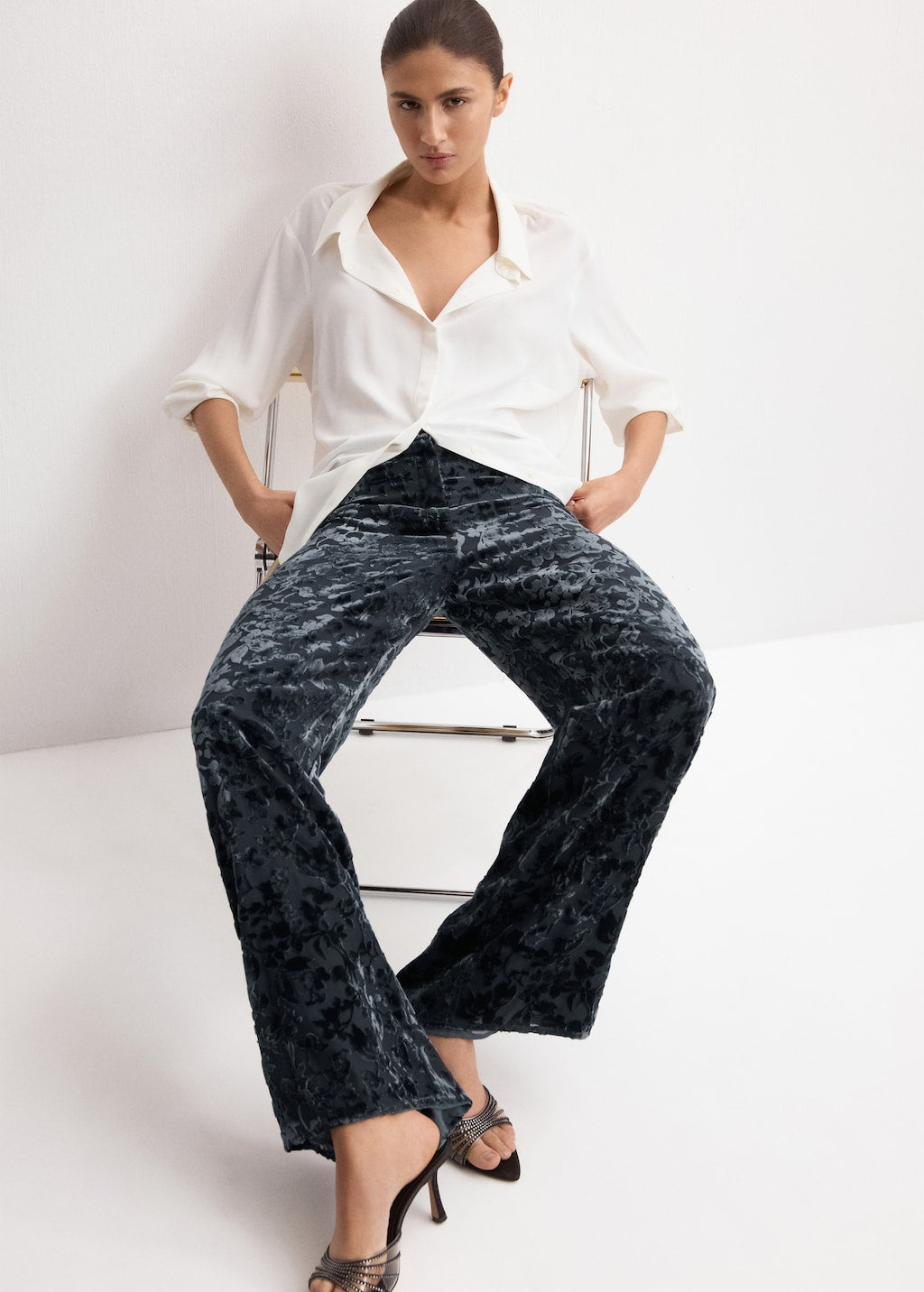 Mango trousers salva in midnight blue - Image 5