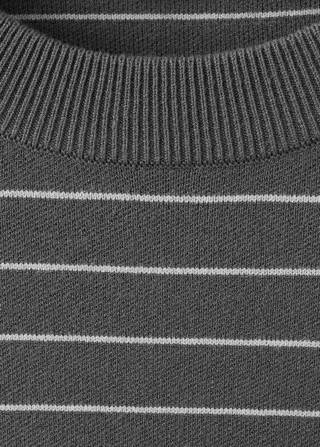 Mango sweater luxusr in color 97 - Image 6